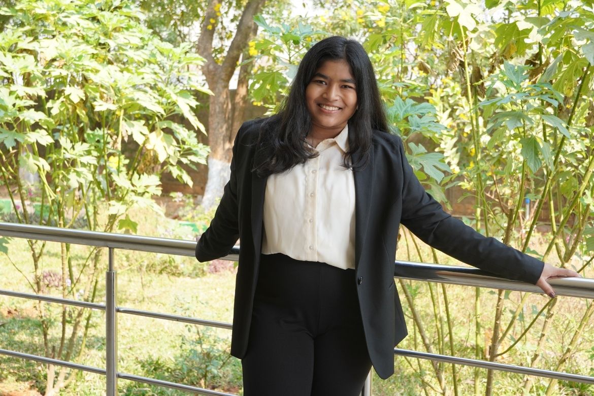 Learning from Micro-Internships